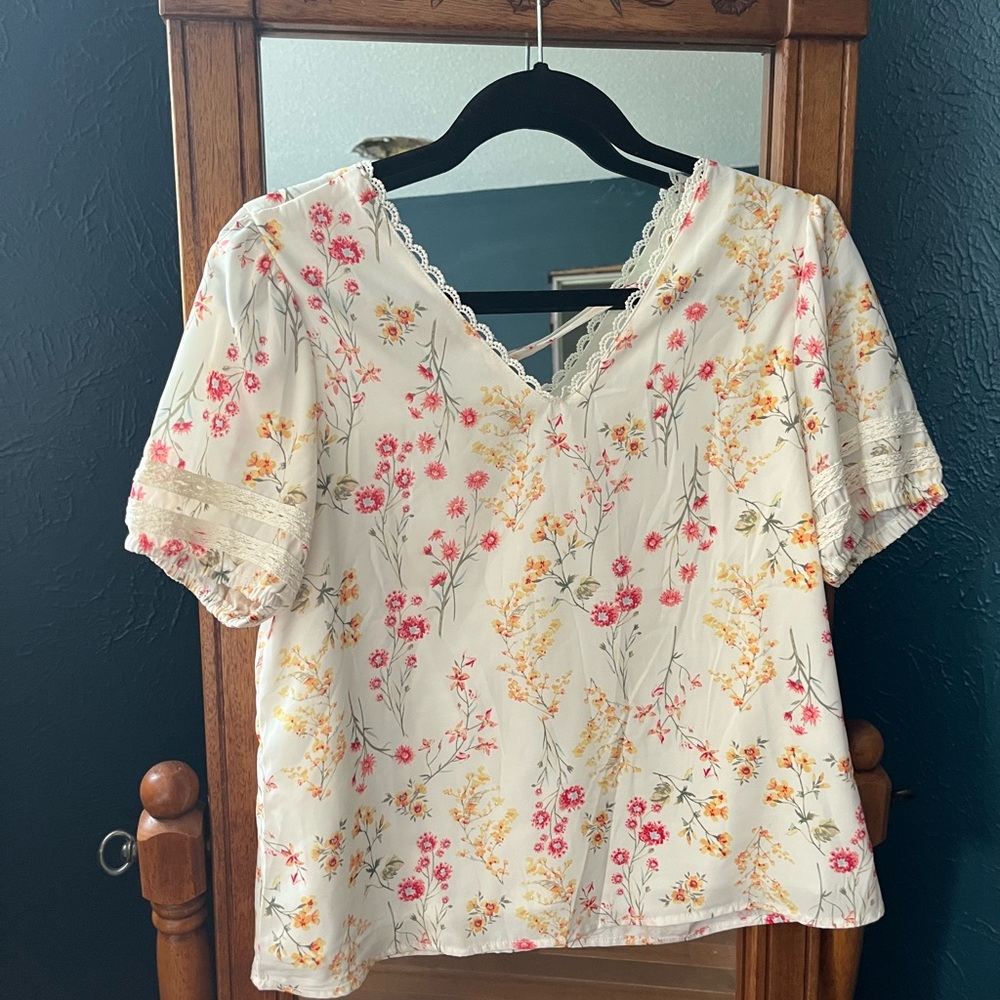 Floral Lace-Trimmed Women's Top